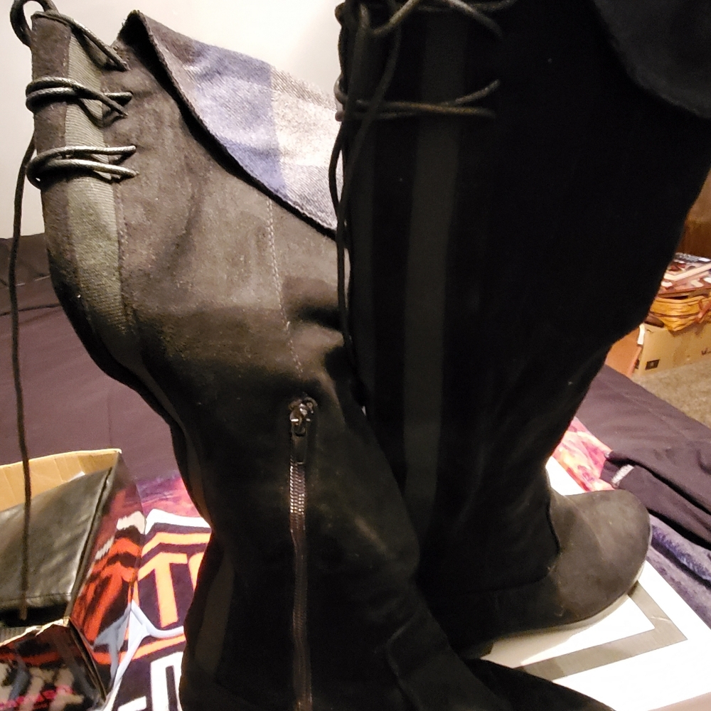 Black boots